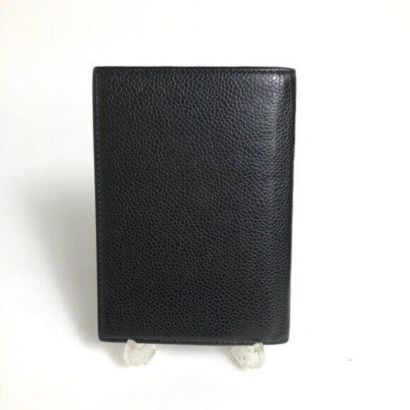 Authentic CHANEL CC Timeless Caviar Passport Holder Agenda Case Black Leather - Picture 2 of 8